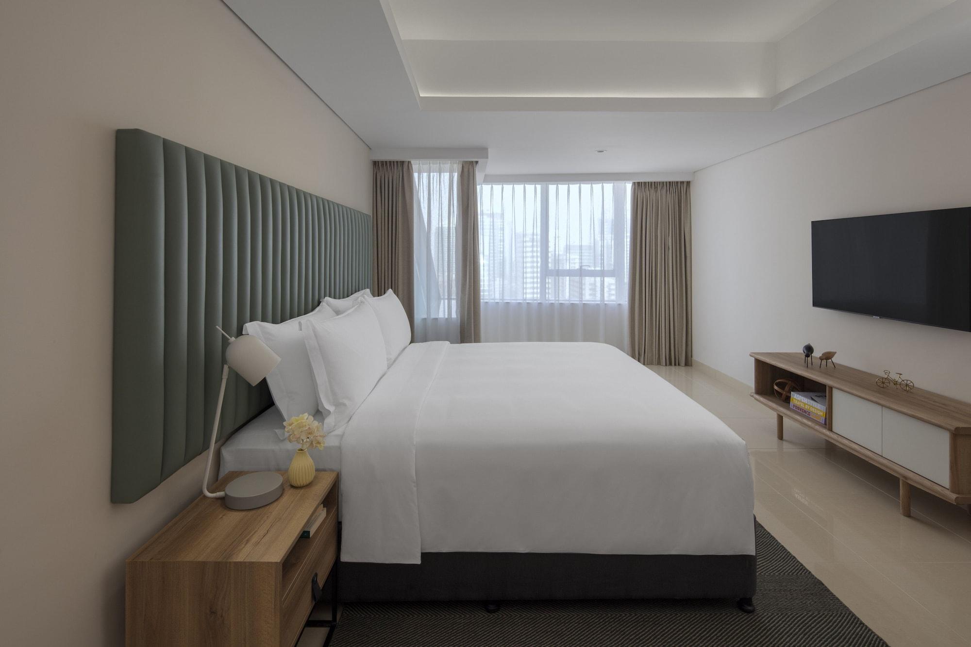 Staybridge Suites Dubai Internet City Exterior photo
